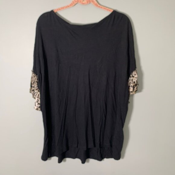 NEW Life Style Woman black and cheetah mixed print super soft shirt top - Picture 6 of 8